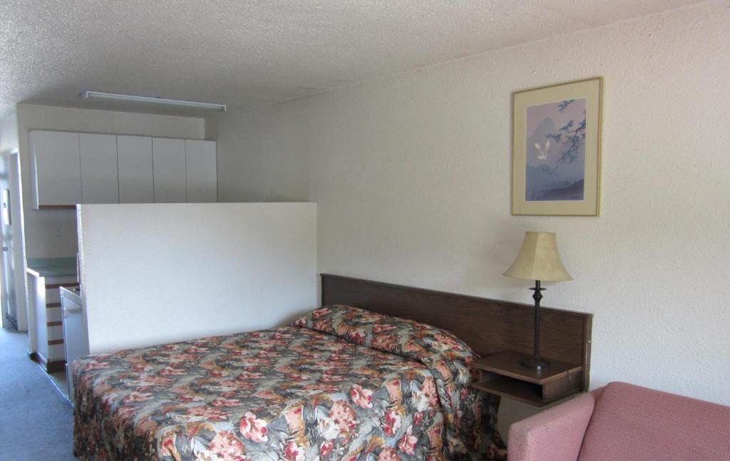 Brothers Inn Motel Prince George Chambre photo